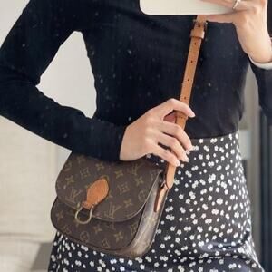💎✨HOT BUY✨💎Authentic LV  Saint Cloud PM monogram Crossbody